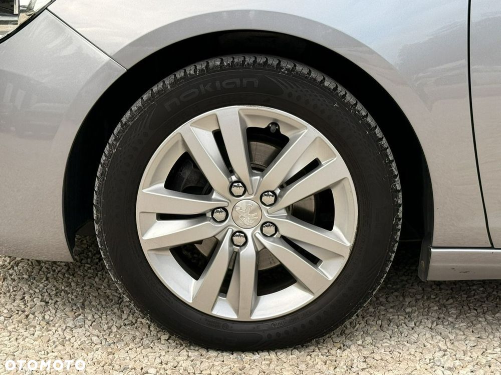 Peugeot 308 - 9