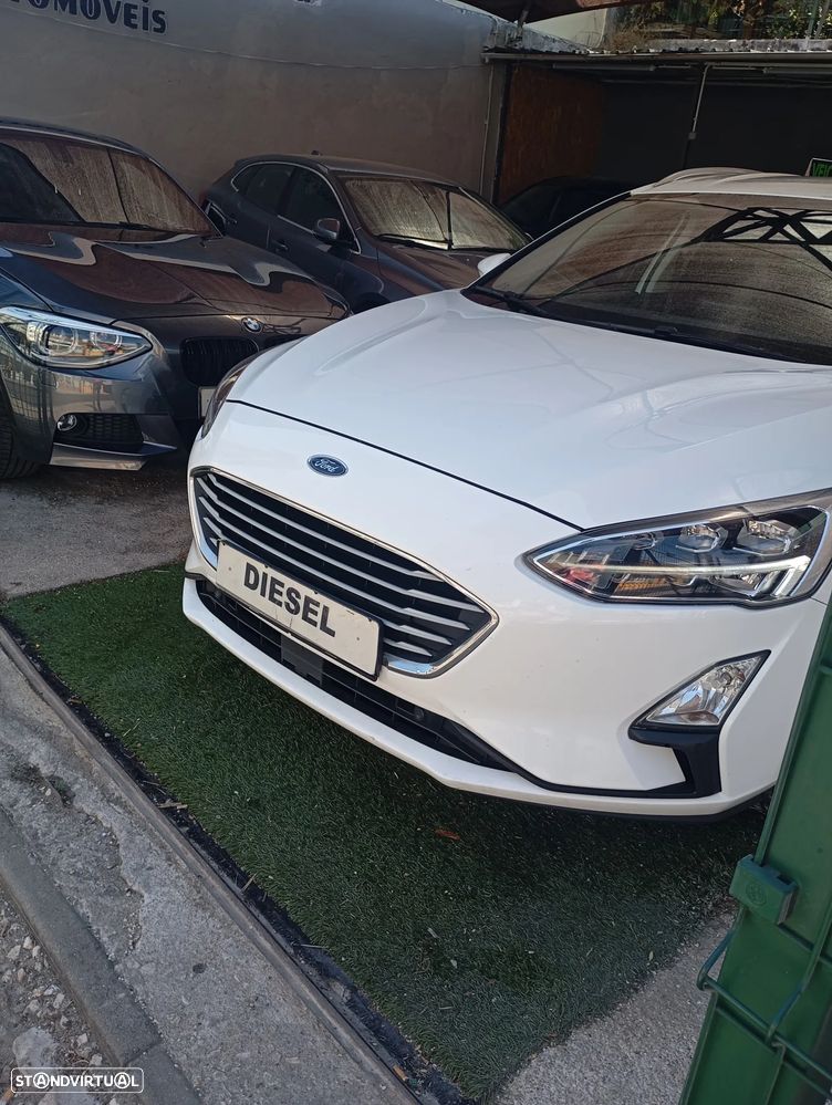 Ford Focus 1.5 TDCi ECOBlue Titanium - 1