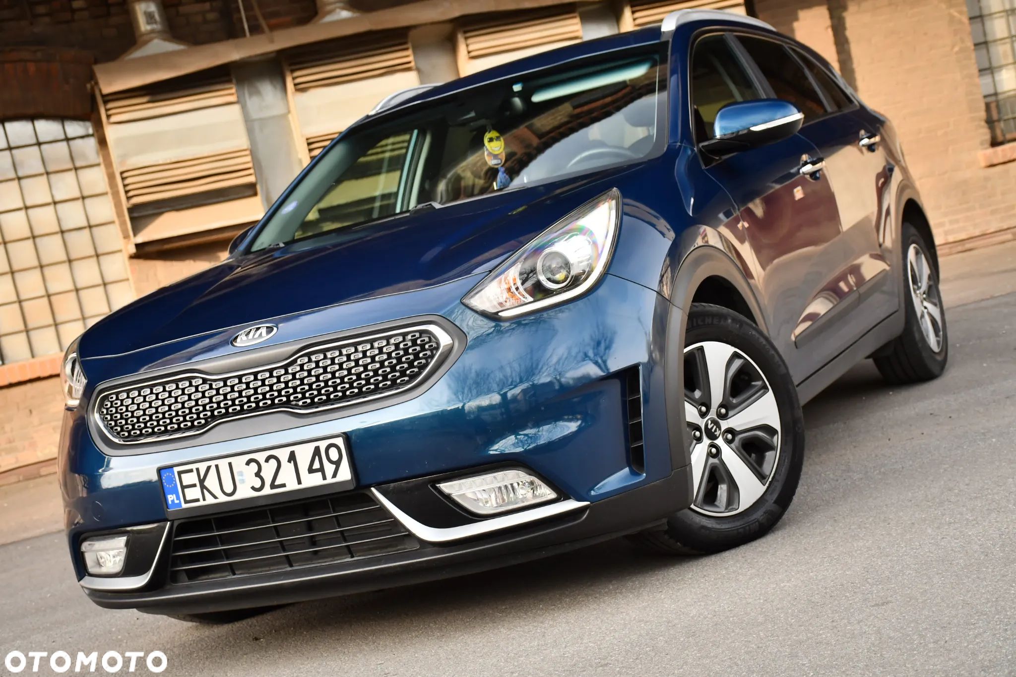 Kia Niro 1.6 GDI Hybrid L - 1