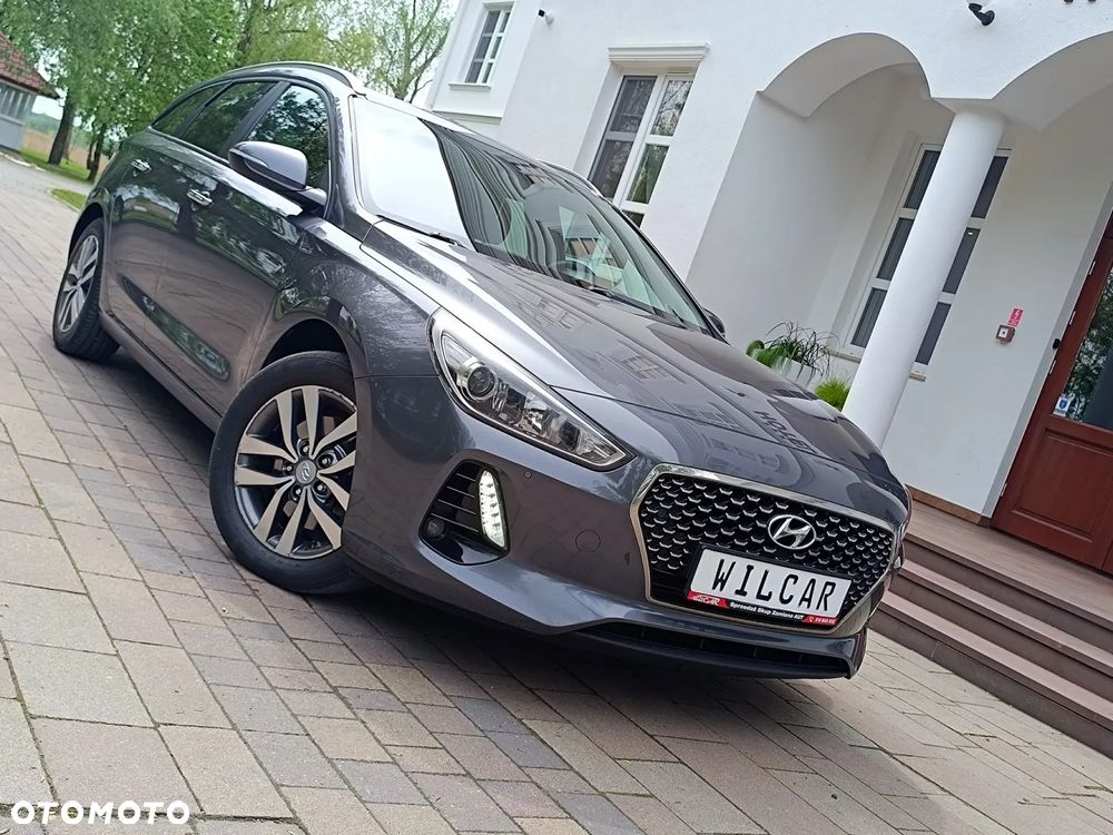 Hyundai i30 blue Kombi 1.6 CRDi Style - 7