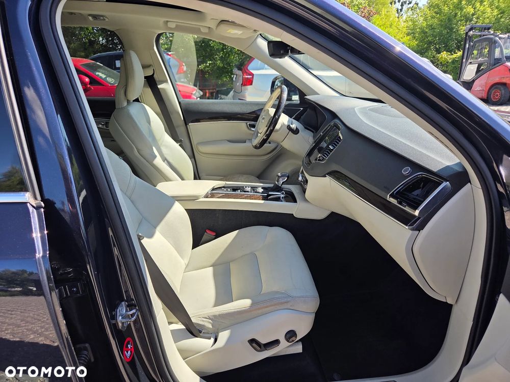 Volvo XC 90 T6 AWD Momentum 7os - 9