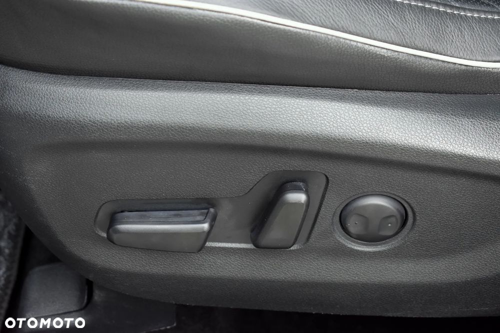 Kia Sportage ver-1-7-crdi-2wd-vision - 22