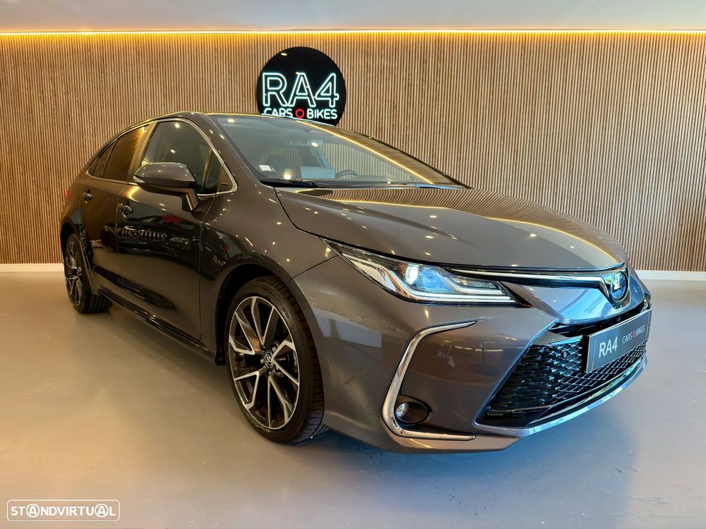 Toyota Corolla SD 1.8 Hybrid Luxury - 2