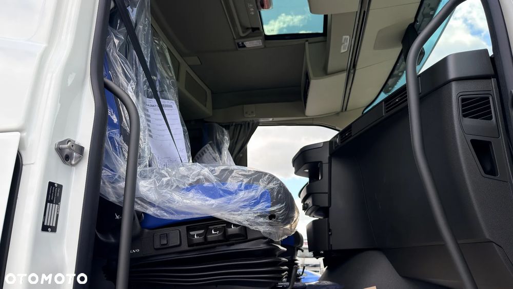 Volvo FH5 6x4 +HDS Palfinger PK 44002, Nowe auto na gwarancji!! - 35
