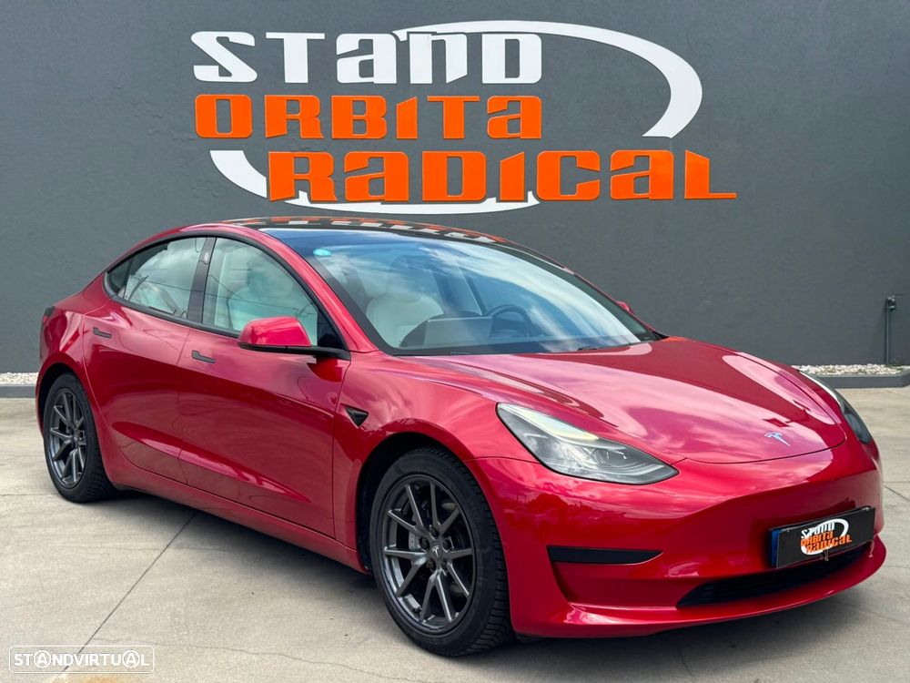 Tesla Model 3 Standard Range Plus RWD - 3