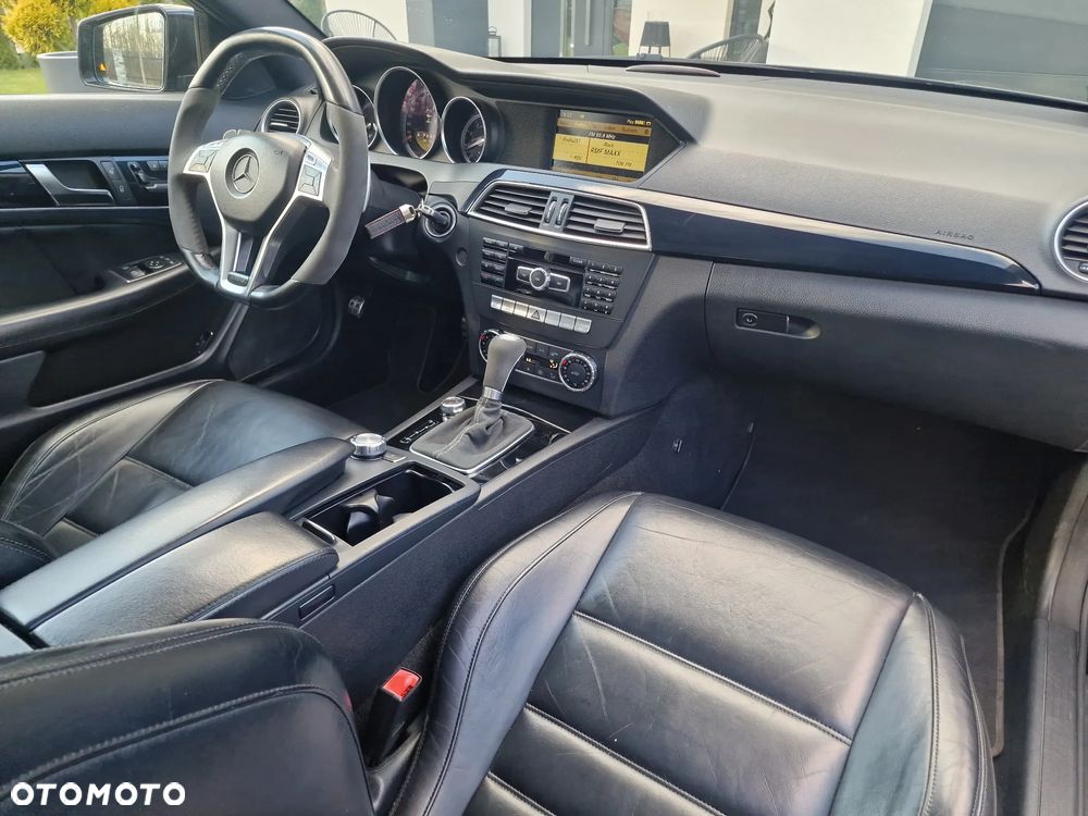 Mercedes-Benz Klasa C 63 AMG AMG SPEEDSHIFT MCT AMG Performance Package Edition 1 - 15