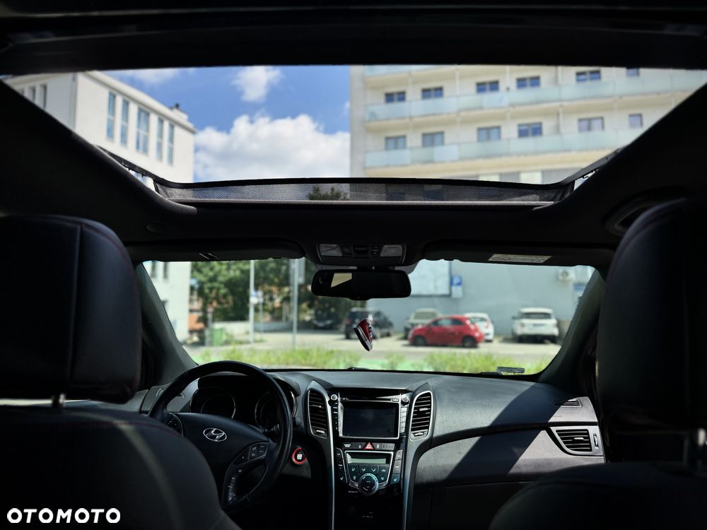 Hyundai i30 1.6 T GDI Turbo - 10