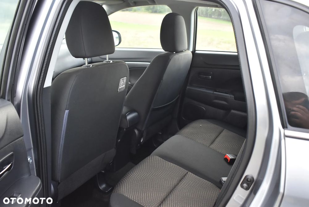 Mitsubishi ASX 1.6 Invite Navi - 30