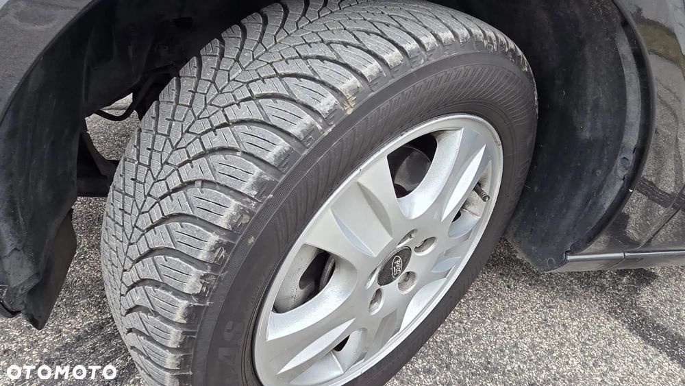 Ford Mondeo 1.8 Ghia - 16