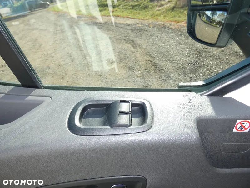 Ford Transit kontener, winda 750 kg, nawigacja - 13