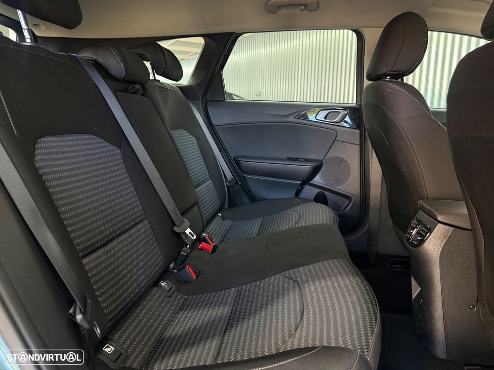 Kia Ceed SW 1.6 GDi PHEV Drive 6DCT - 32