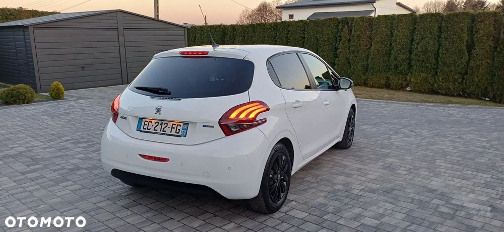Peugeot 208 1.2 VTi Style - 8