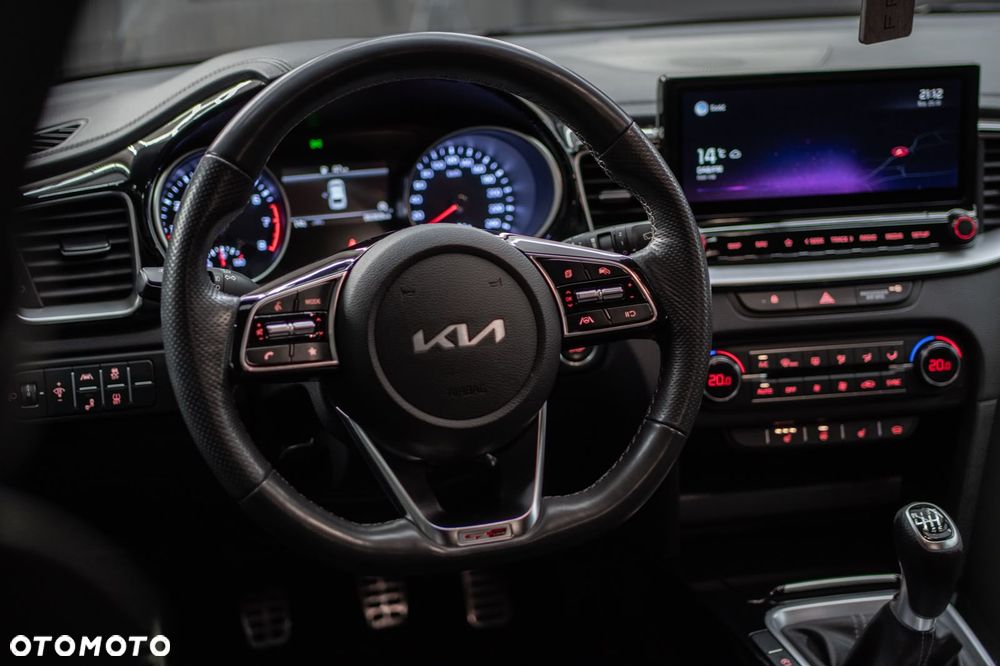 Kia ProCeed 1.5 T-GDI GT Line - 8