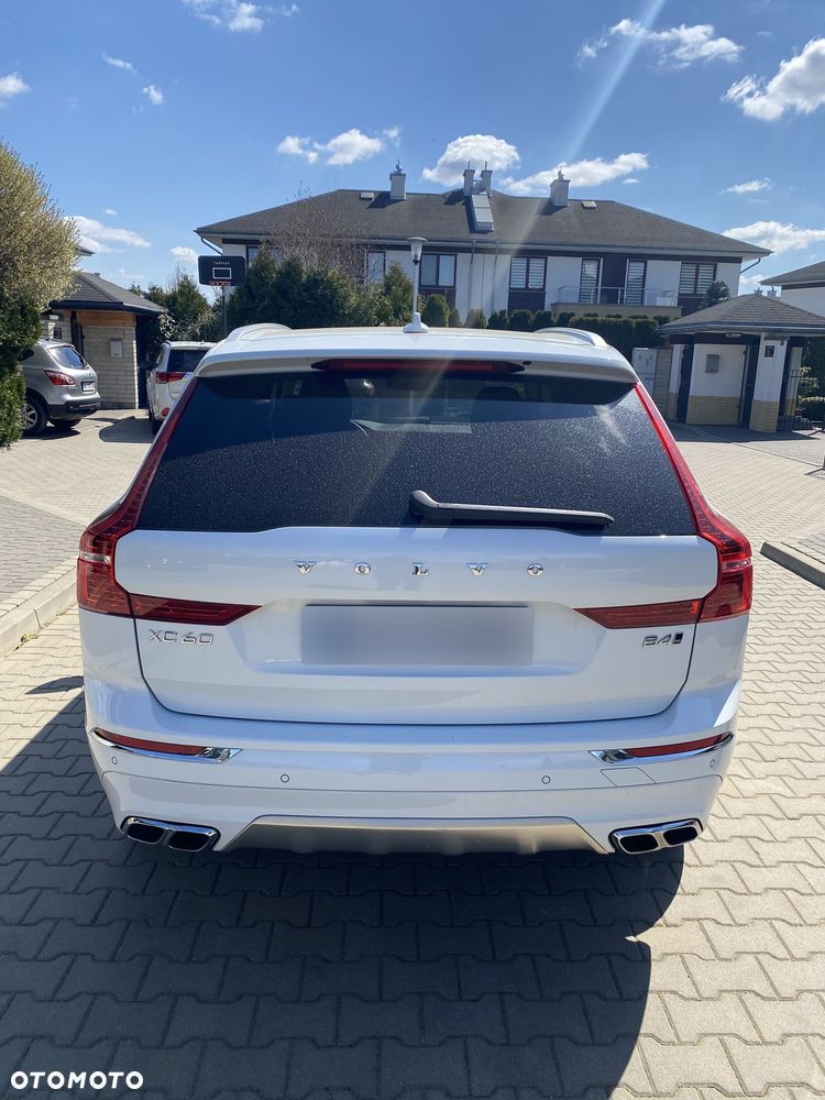 Volvo XC 60 B4 D AWD Inscription - 4