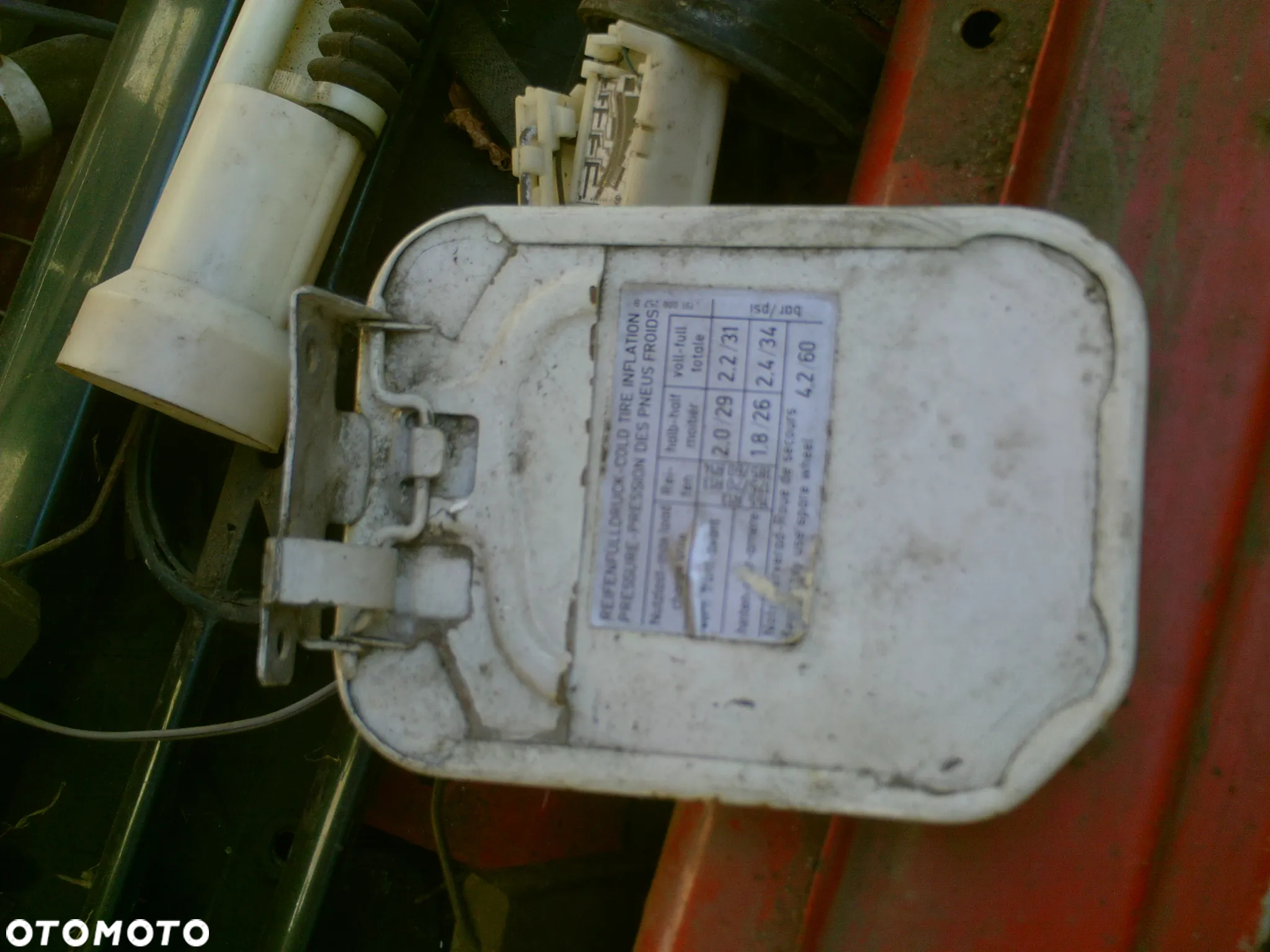 Vw golf 2 II na czesci3d 1,6benz,maska blotniki drzwi pas dywany kokpit lampy,szyby,belka instalacja - 39