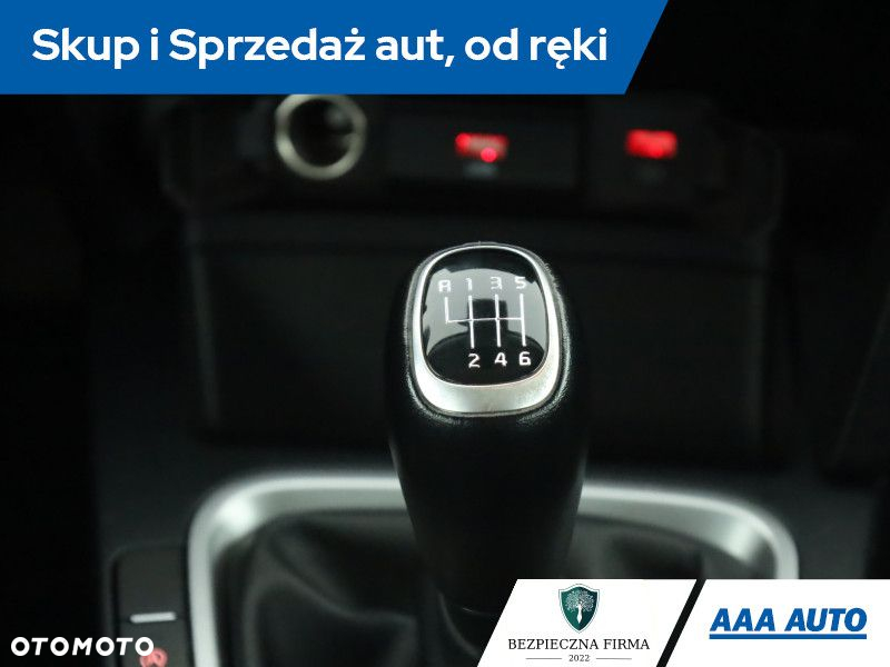 Kia Ceed - 14