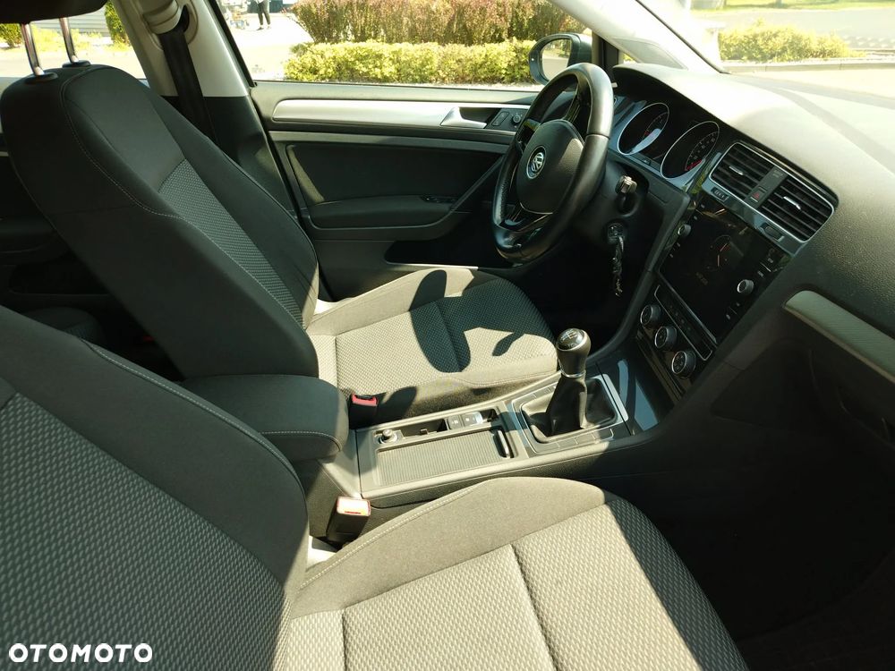 Volkswagen Golf 1.6 TDI BMT Start - 10