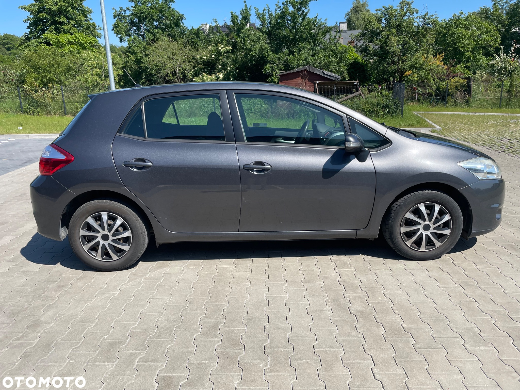 Toyota Auris - 4