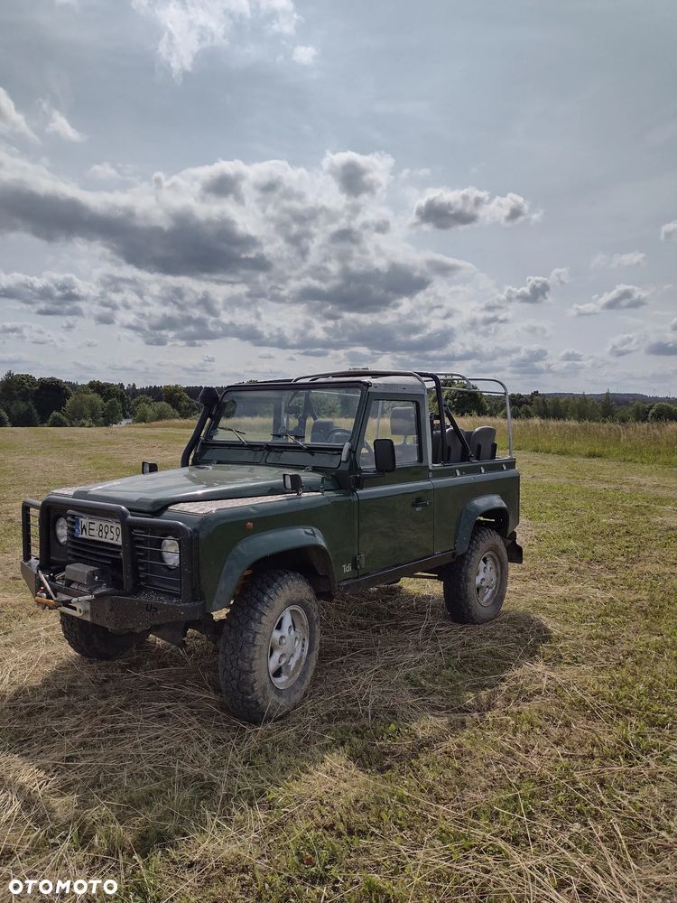 Land Rover Defender - 3