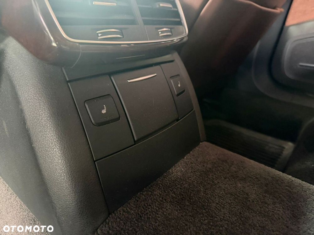 Audi A8 - 25