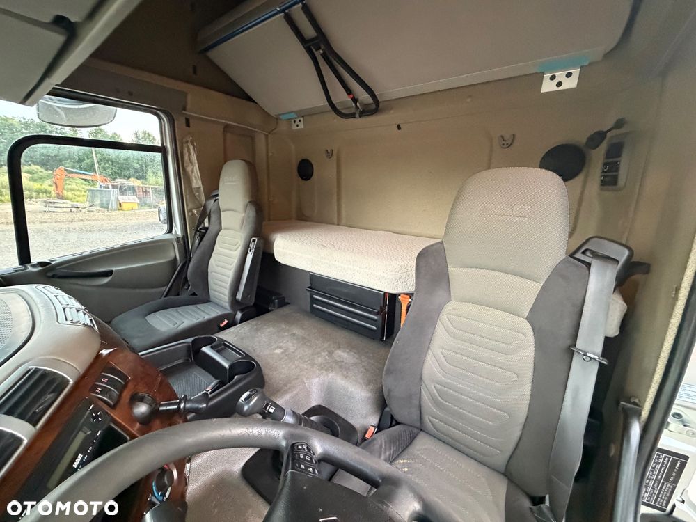 DAF CF 85.460/Euro 5/tylko 510 tys km/ - 28
