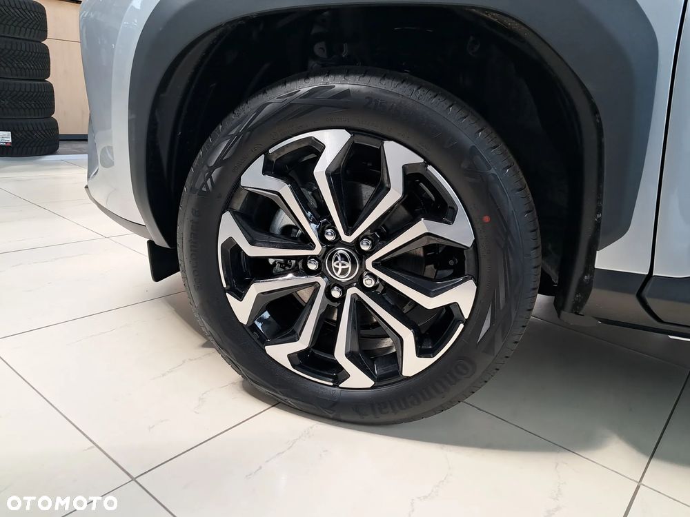 Toyota Yaris - 22