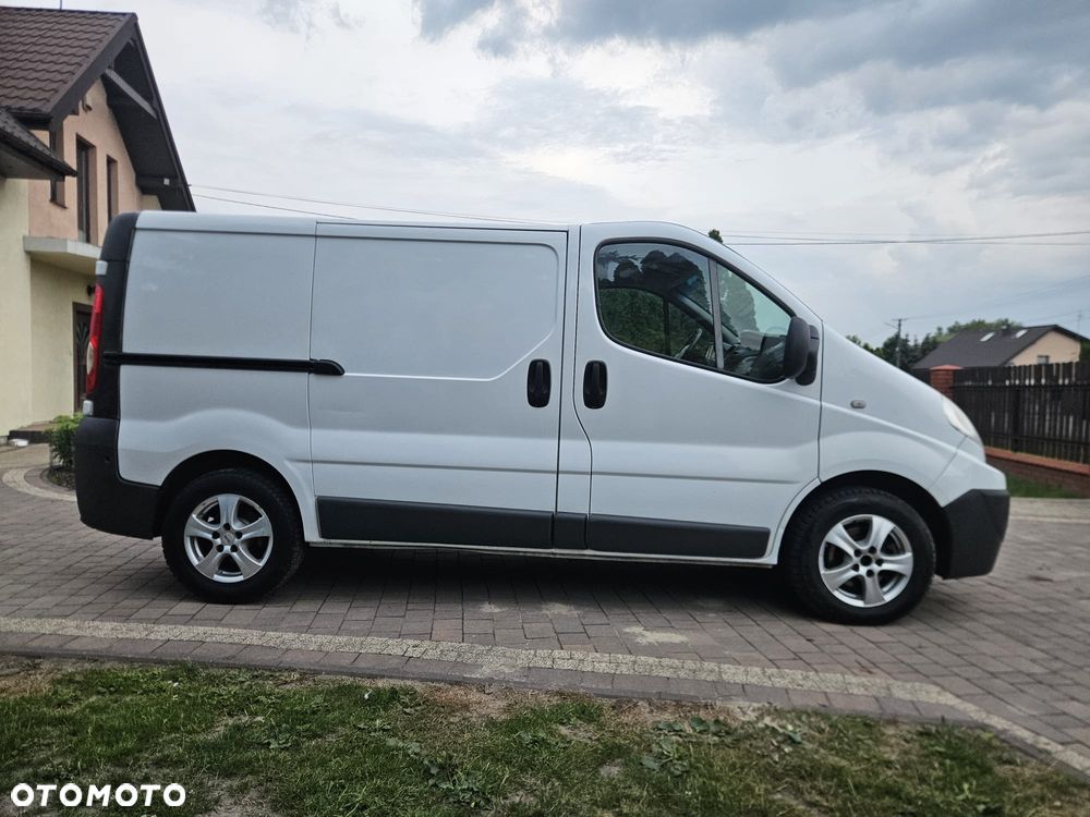 Renault Trafic - 6