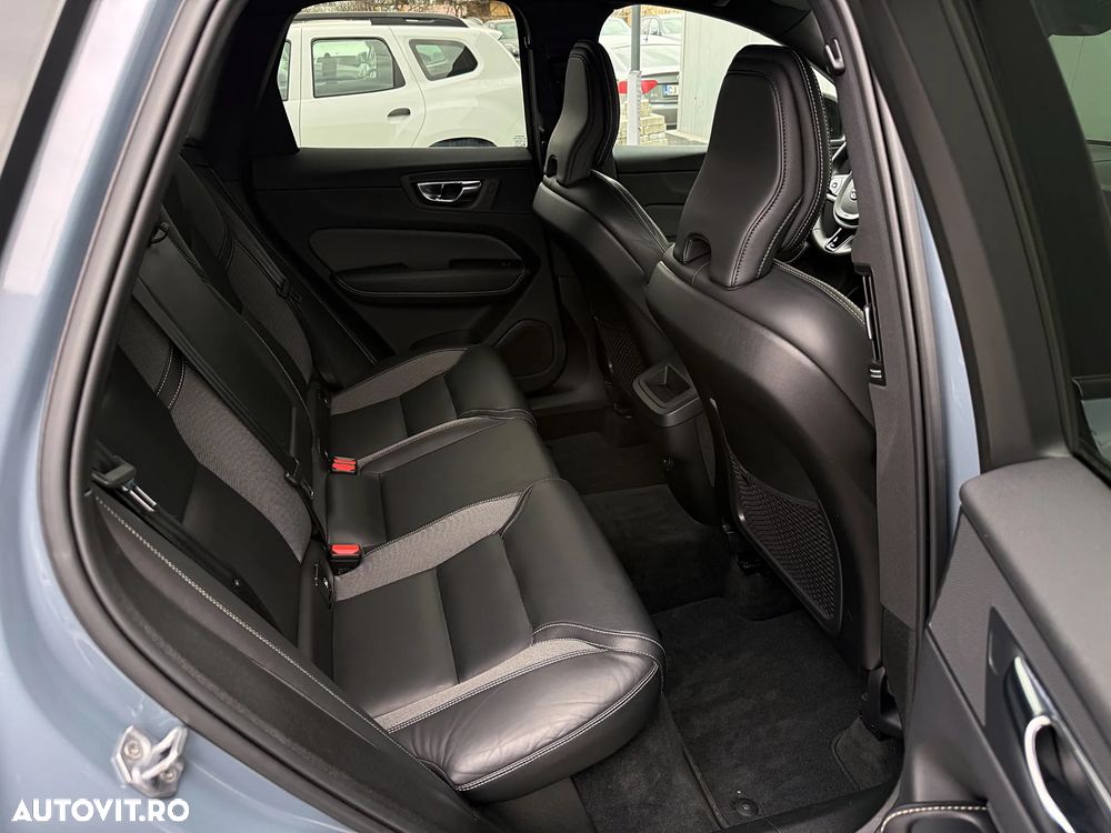 Volvo XC 60 B4 D AWD Geartronic RDesign - 34