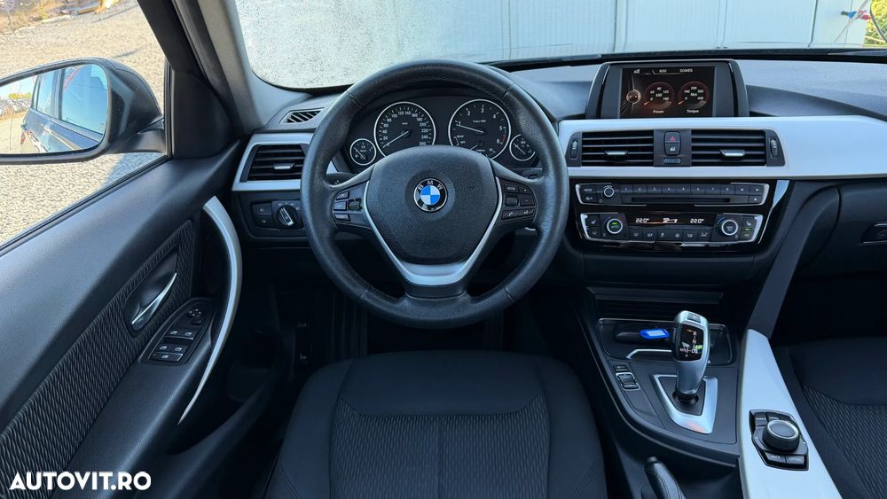 BMW Seria 3 320d Aut. Luxury Line - 15