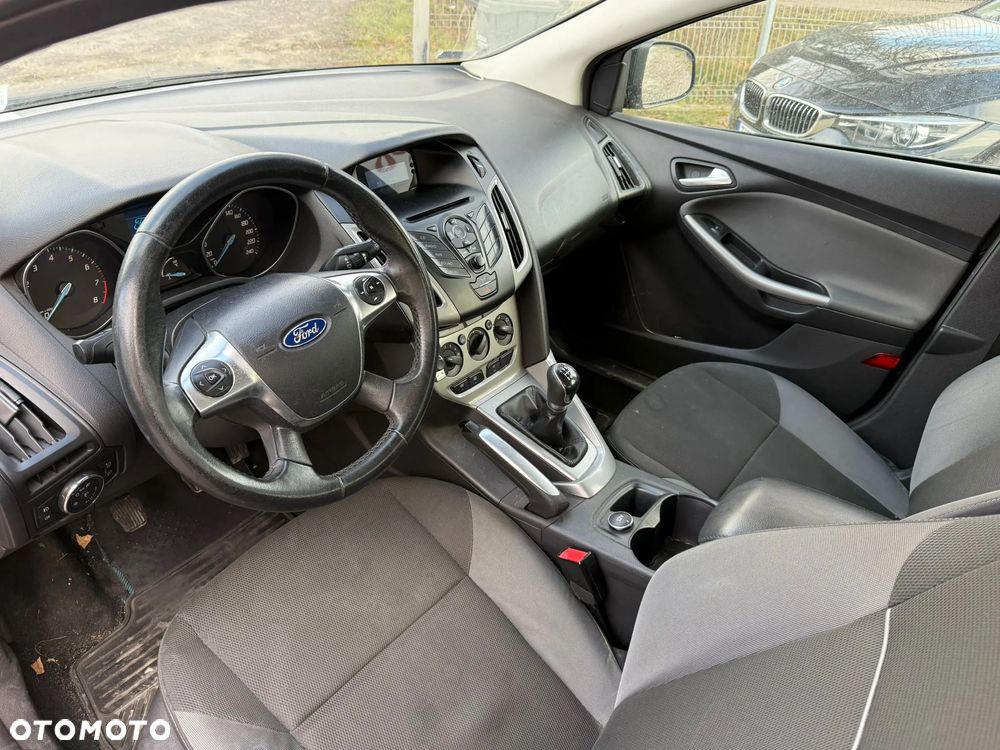 Ford Focus 1.0 EcoBoost Trend - 9