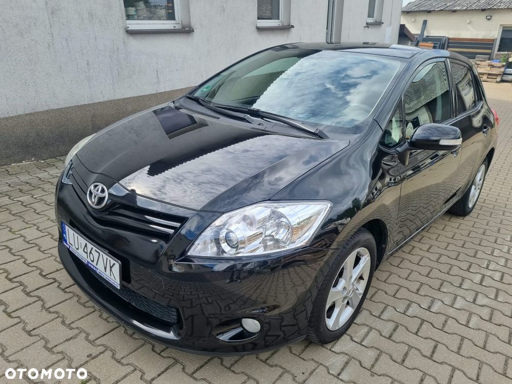 Toyota Auris 1.6 Premium + - 12