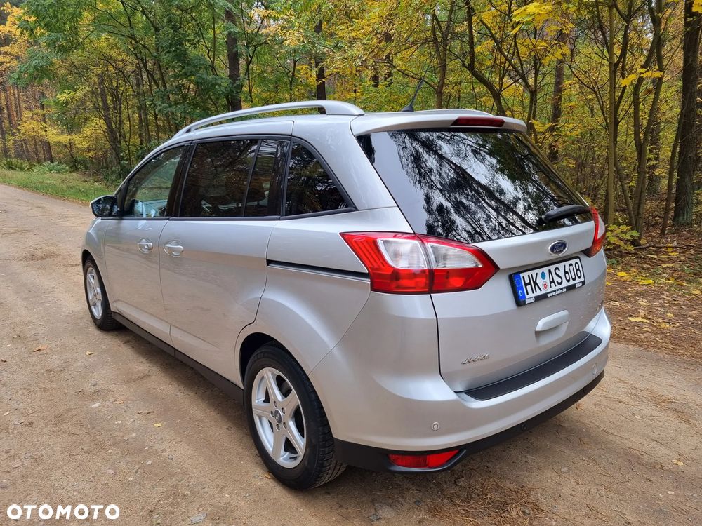 Ford Grand C-MAX - 4