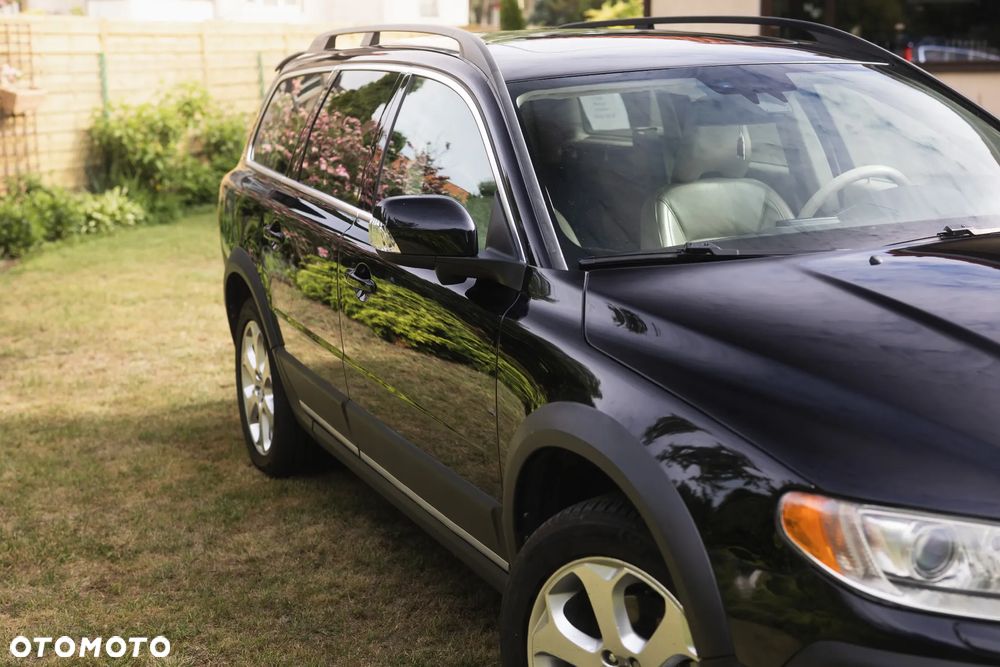 Volvo XC 70 D5 AWD Summum - 11