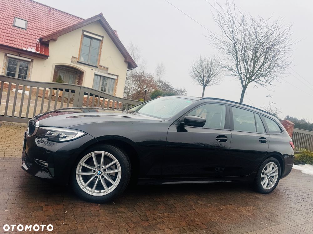 BMW Seria 3 320d Sport Line Shadow - 35