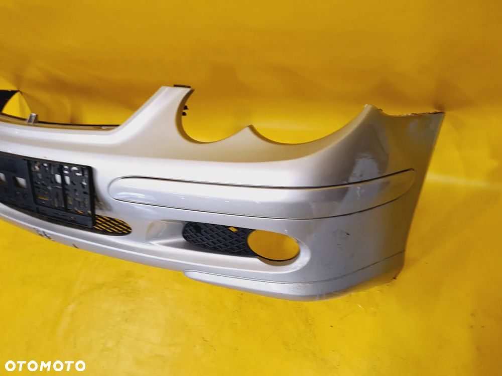 ZDERZAK PRZÓD PRZEDNI MERCEDES W203 C KLASA COUPE 00-04 LAK: 744 NR410 - 11