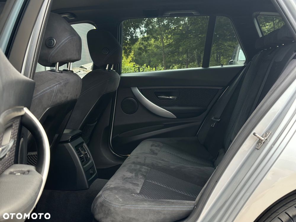BMW Seria 3 328i Sport Line - 16