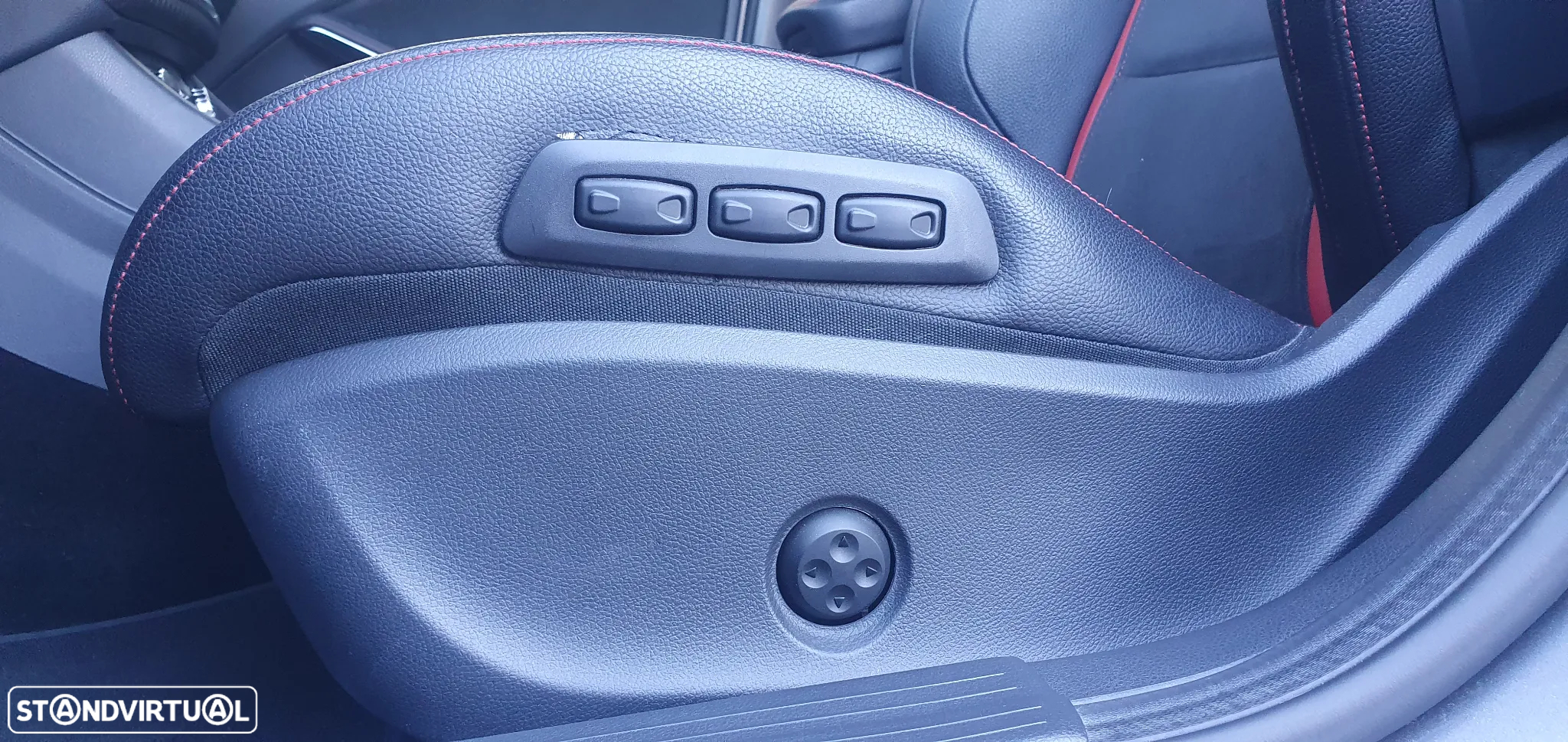 Mercedes-Benz A 45 AMG 4Matic Speedshift 7G-DCT - 35