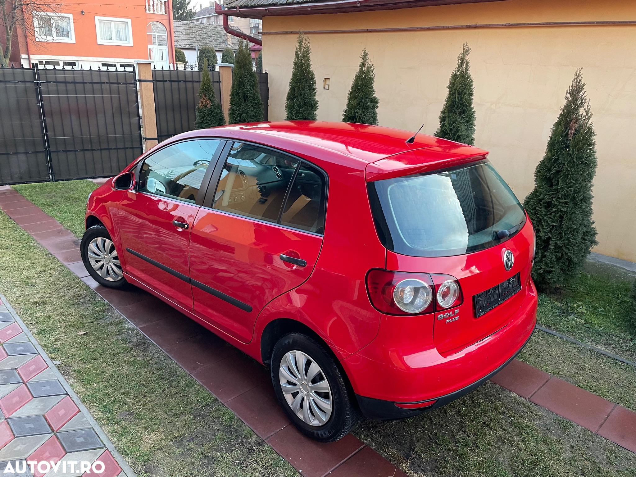 Volkswagen Golf Plus 1.9 TDI Trendline - 16