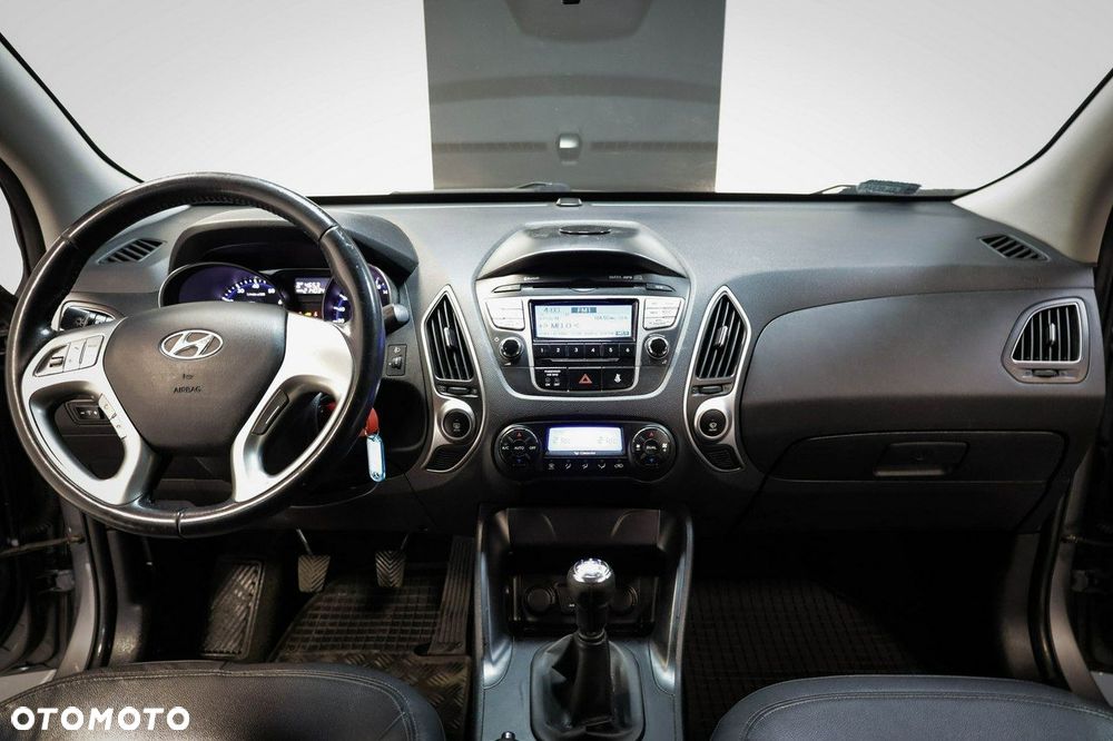 Hyundai ix35 - 12
