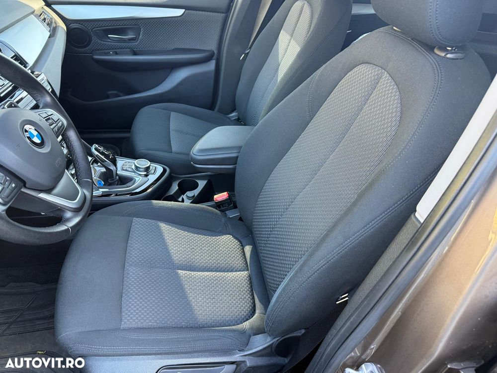 BMW Seria 2 220i Active Tourer Aut. Advantage - 10