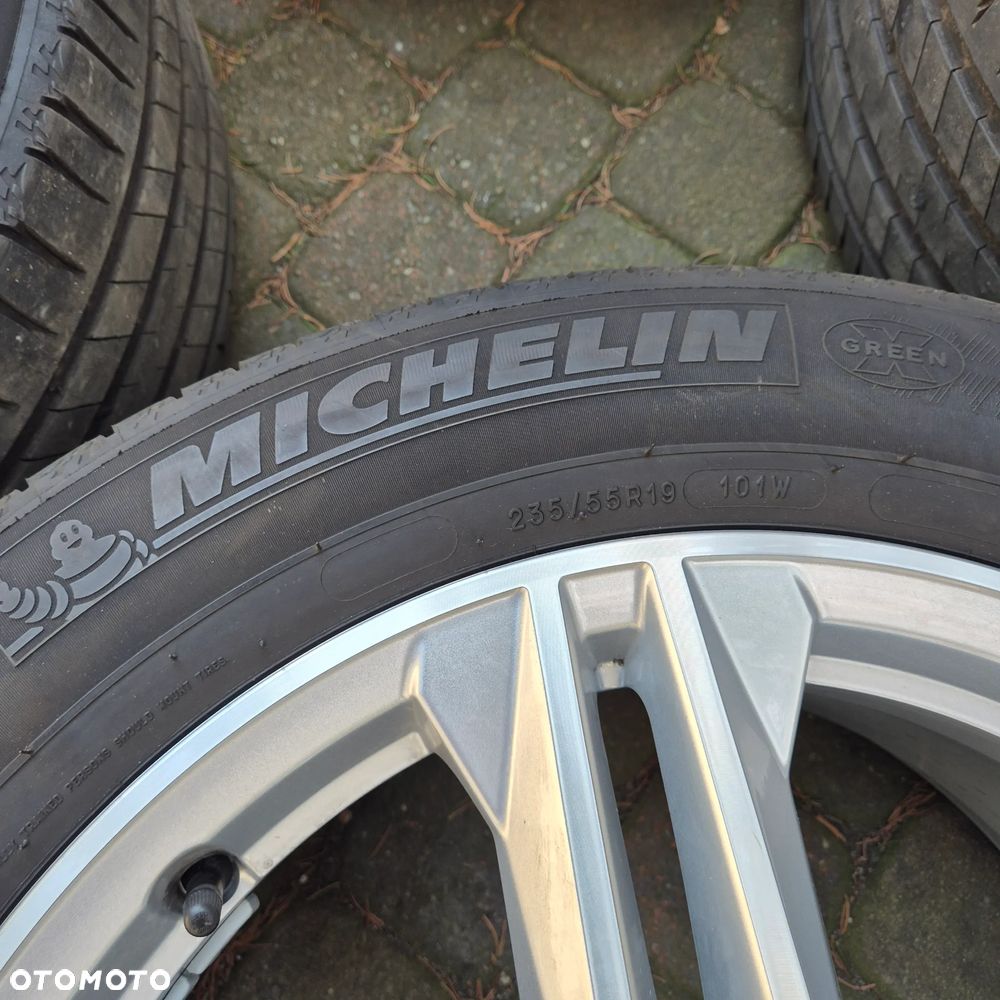 LATO KOŁA ORYGINAŁ AUDI Q5 SQ5 Q4 E-TRON 235/55 R19 - 9