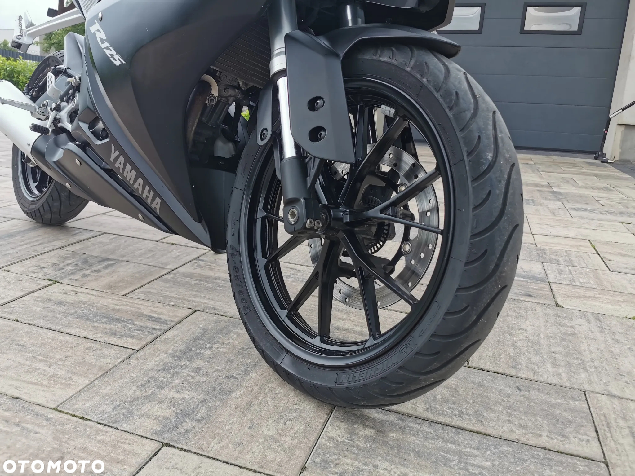 Yamaha YZF - 23