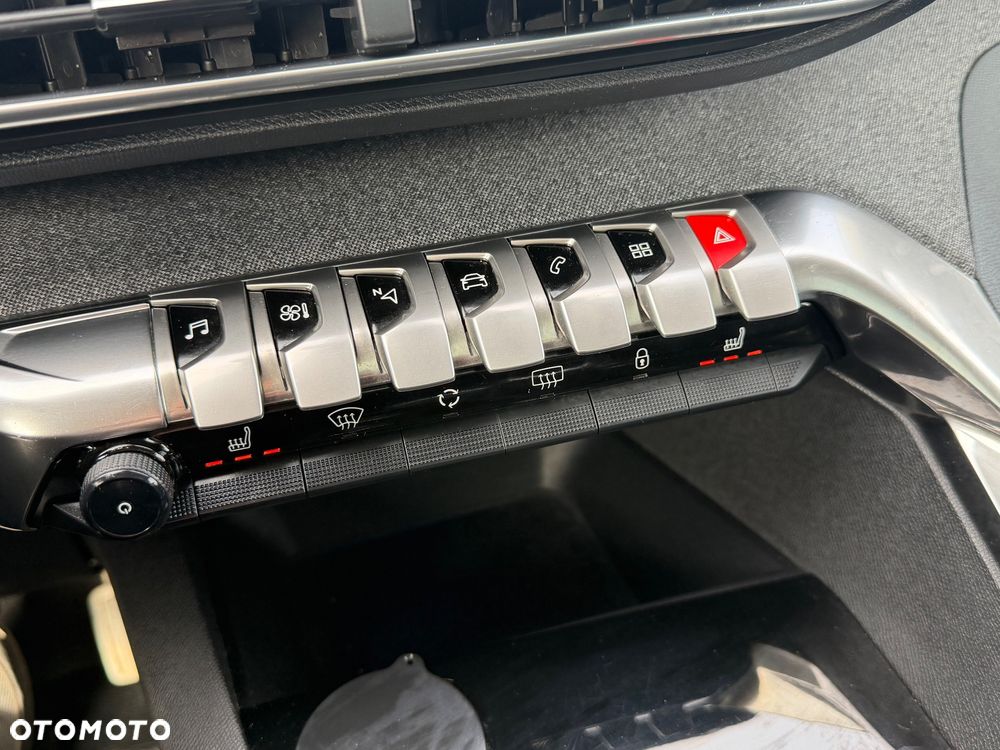 Peugeot 5008 2.0 HDi Allure 7os - 35