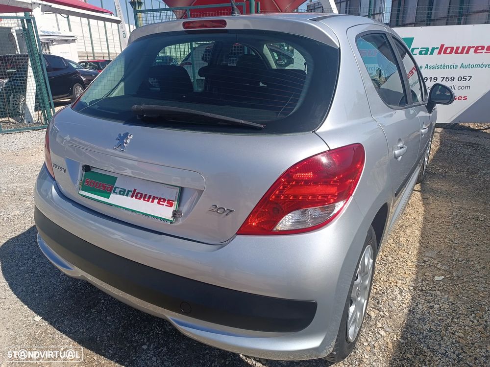 Peugeot 207 1.4 16V Trendy - 9