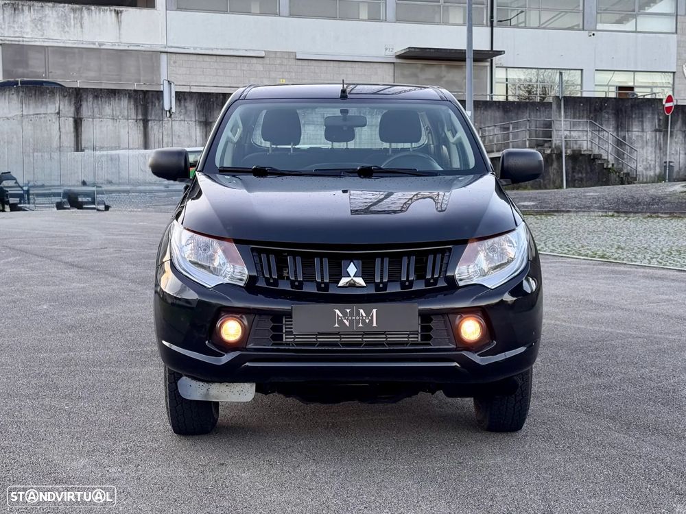 Mitsubishi L200 2.4 DI-D CD Invite 2WD - 10