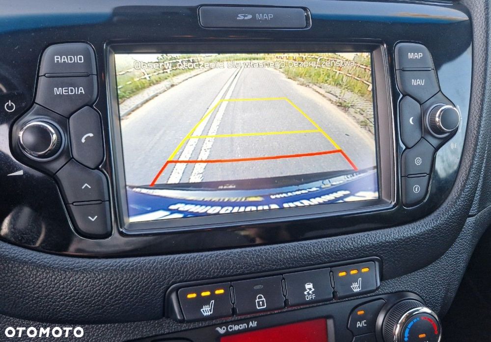 Kia Ceed 1.6 GDI Fifa World Cup Edition - 25