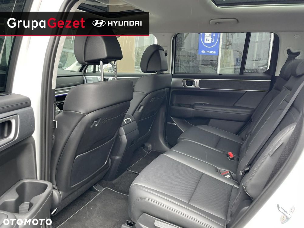 Hyundai Santa Fe - 10