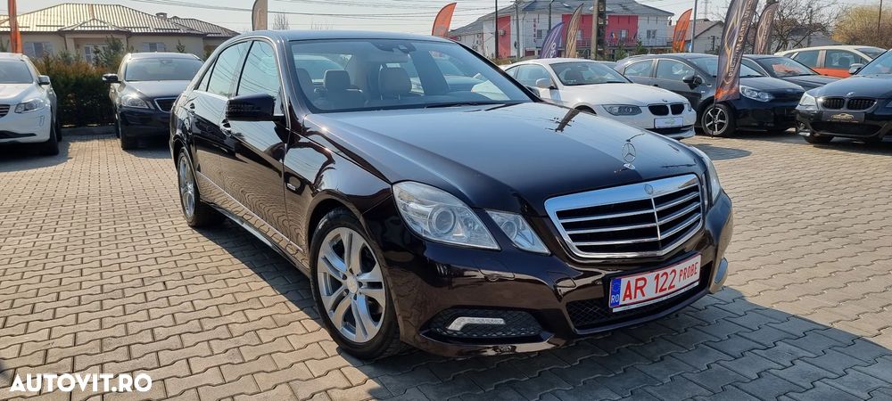 Mercedes-Benz E 220 CDI DPF BlueEFFICIENCY Automatik Avantgarde - 3