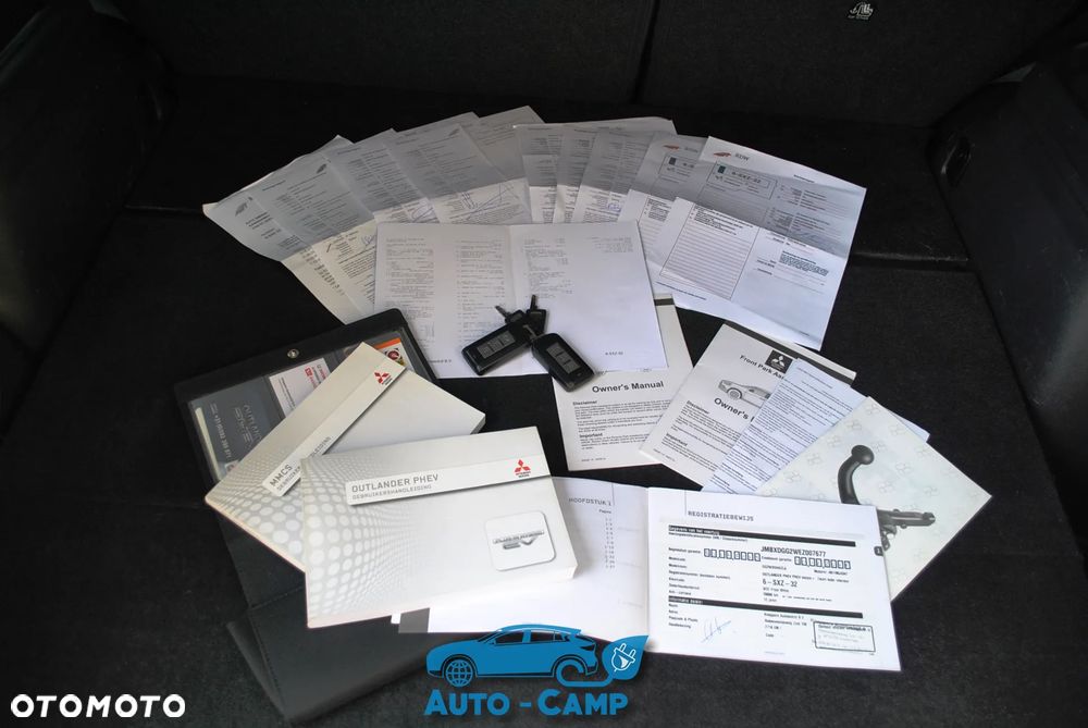 Mitsubishi Outlander Instyle NAVI + - 11