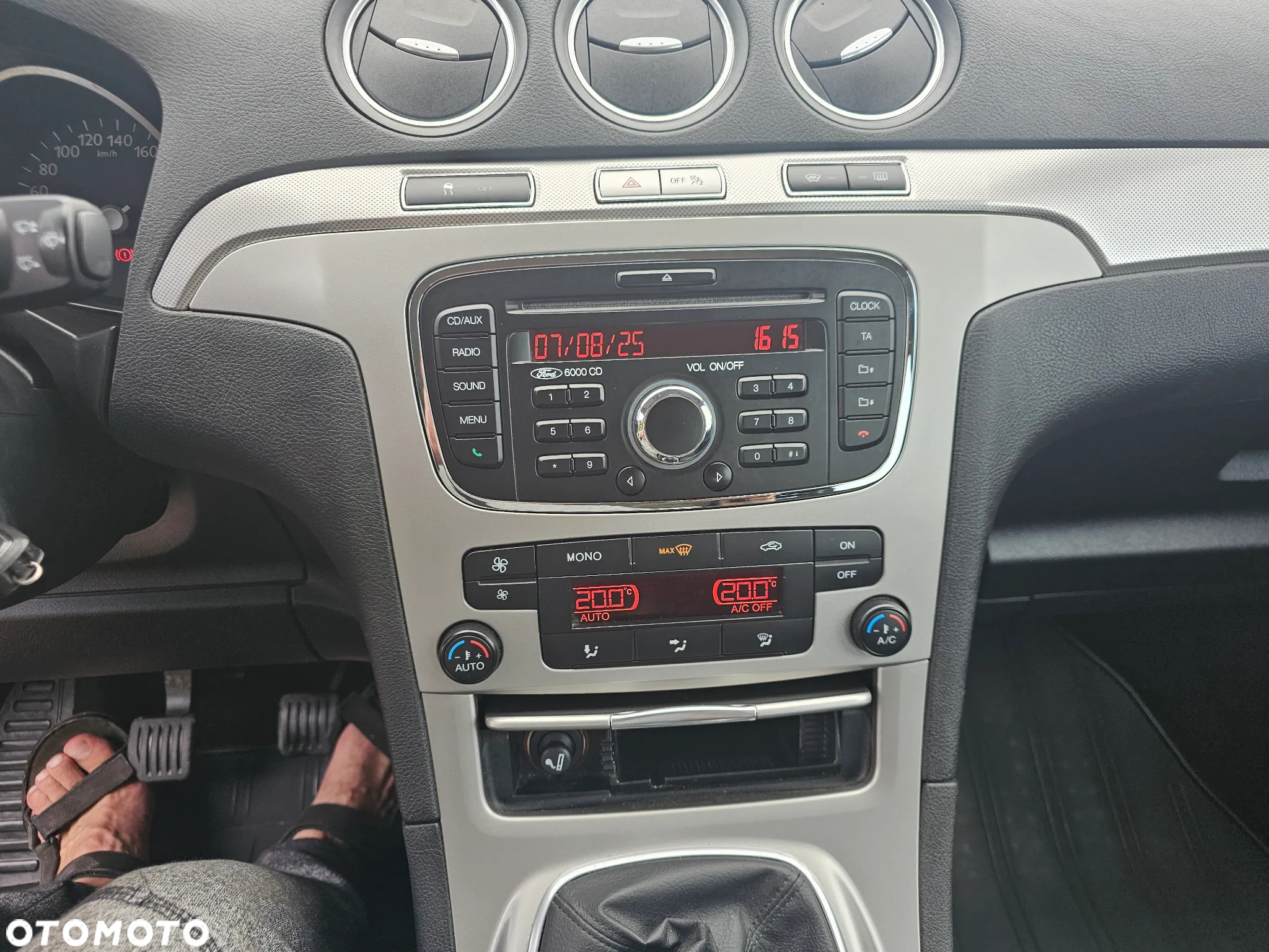 Ford Galaxy 2.0 Business Edition - 16